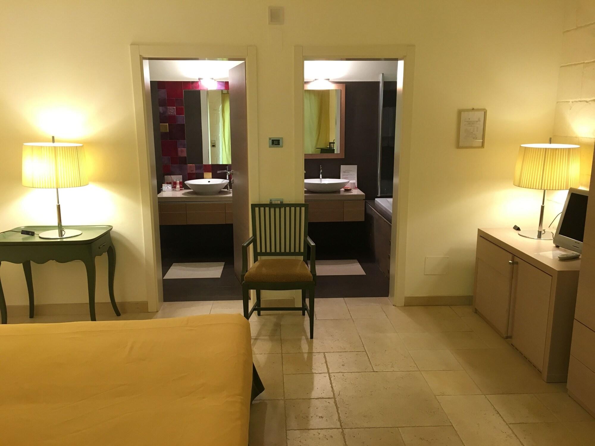 Resort Tenuta Monacelle 4*